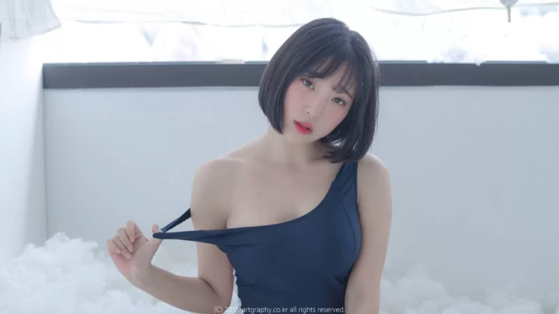 日韩coser ArtGravia  巨乳少女姜仁卿[53P-360MB]【53P+360M】