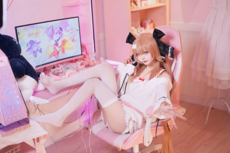 国产coser 艾西Aiwest - 雷戈洛【33P+438M】