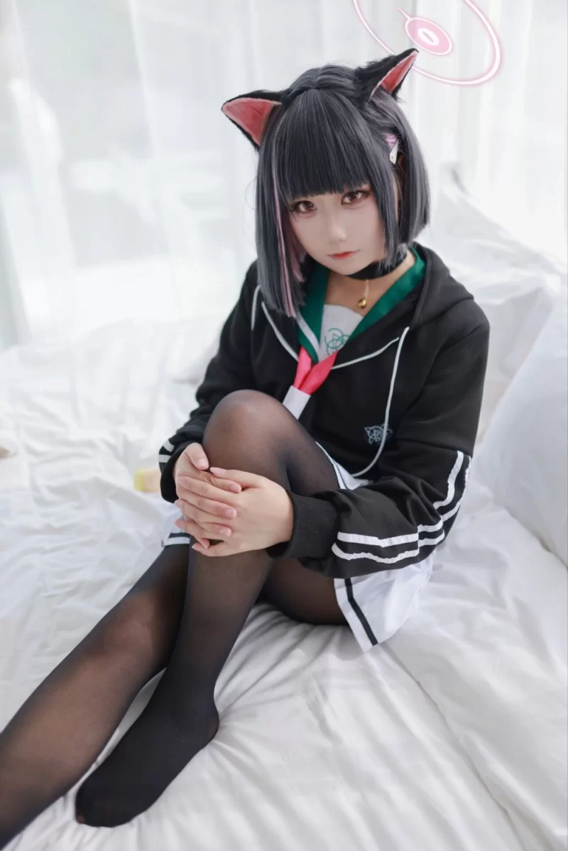 国产coser lunananya  杏山和纱 [26P 134.94 MB]【26P+134M】