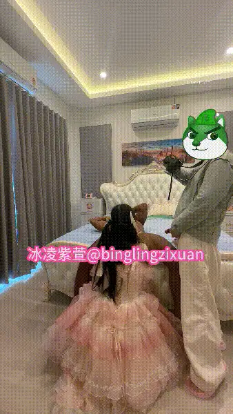 绿帽&换妻 极品媚黑萝莉人妻[冰凌紫萱]大战大老黑第三视角【1V+3.2G】