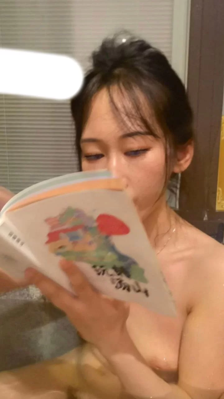 美女御姐 [年度最骚反差人妻婊]，表情骚气逼人，做爱合集流出【2+2612MB】
