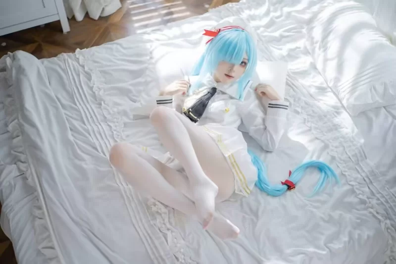 国产coser 矢量鱼 - 雅努斯水手服 [38P 370MB]【38p+370M】