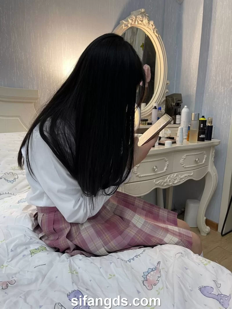 91大神 大神约炮泄密 清纯04年小妹妹完整版约啪【335v53p+3.7g】