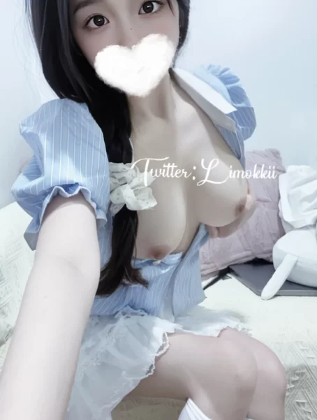 合法萝莉 小粥JK制服1+2 13P2V240M【15+240M】