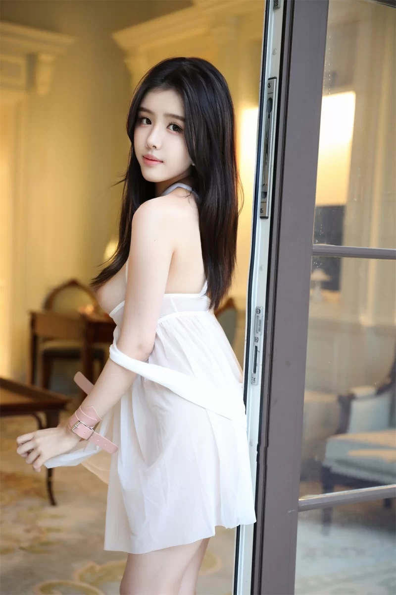 唐翩翩 最新作品 極品美女 大尺度優秀作品【86P+3V+2.4G】