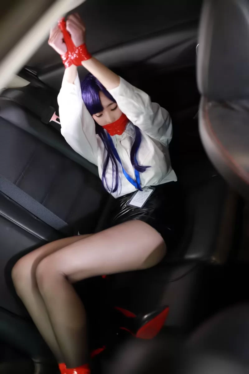 国产coser 上杉绘梨落  雷电将军同人 [58P 487.71 MB]【58P+487M】