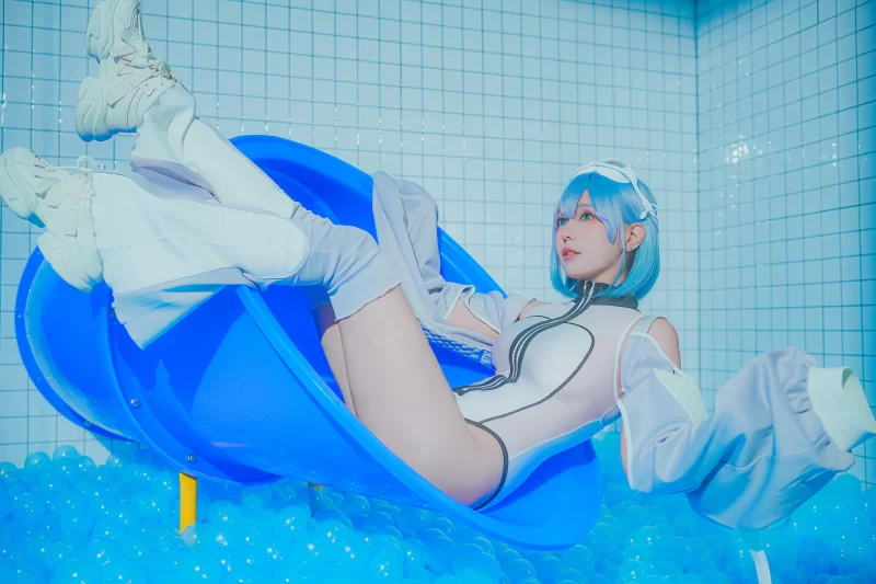 Cosplay ElyEE子 - 2025年06月订阅 June Set B Clear Blue Drift【33P4V+71M】