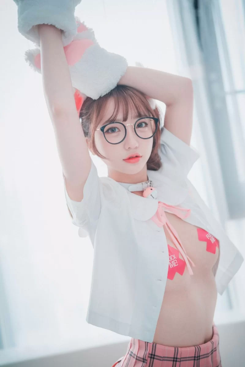 日韩coser DJAWA Photo Son Ye-Eun (손예은) Cute Pink [50P 400MB]【50P+400M】