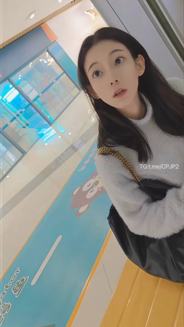 美女御姐 极品高颜值厕拍，质量真的高【179v，523p+760M】