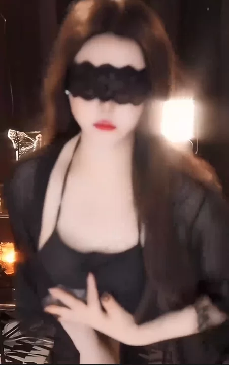 自拍 [网易CC妃儿baby]土豪大尺透视内衣定制热舞 蕾丝美乳森【2V+395M】