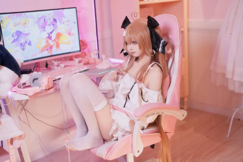 国产coser 艾西Aiwest - 雷戈洛【33P+438M】