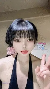 福利姬 极品烧鸡 妲己不会喘 定制掰穴顶胯舞【。+6.6G】