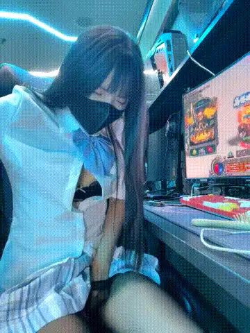 自拍 最新户外露出主播 [xiao-Lin]男厕女神 隔壁来人都敢开门【54V+15.1G】