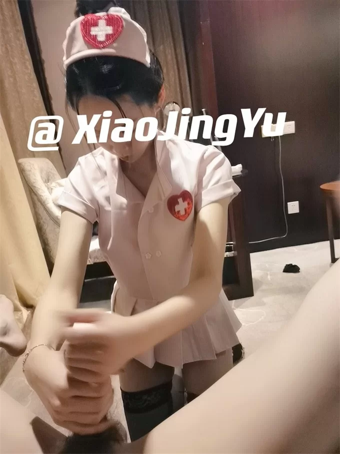 熟女少妇 小鲸鱼 – (含新作) 淫妻绿帽人前露出合集【1088P123V+22.39G】