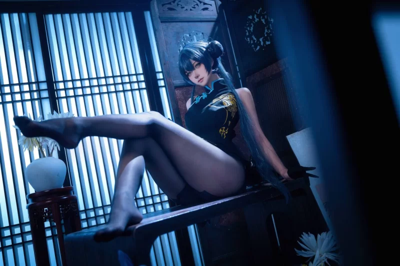 国产coser Seya狮砸-胜利女神:妮姬爱丽丝原皮＆蔚蓝档案 妃咲旗袍2套【24P+297M】