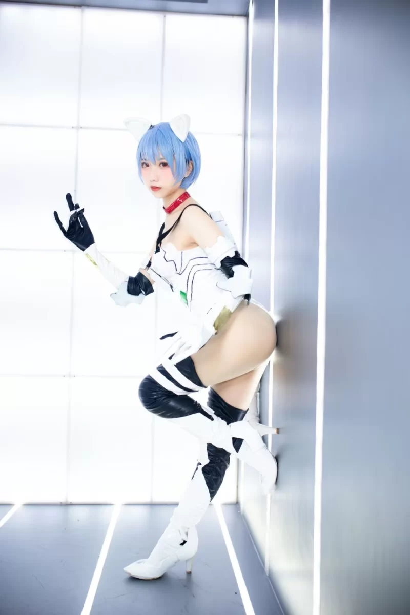 国产coser 果咩酱w  绫波丽 [18P-290MB]【18P+290M】