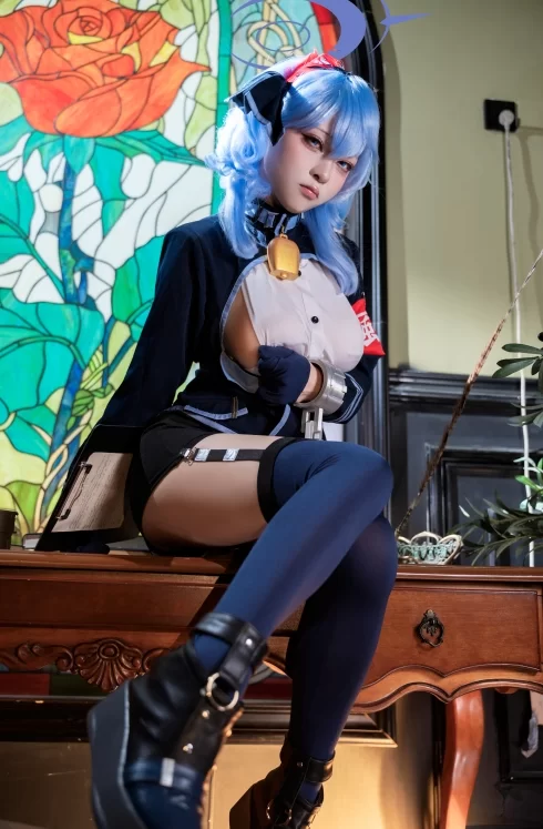 国产coser 矢量鱼 - 《蔚蓝档案》 天雨亚子  30P-325M【30P+325M】
