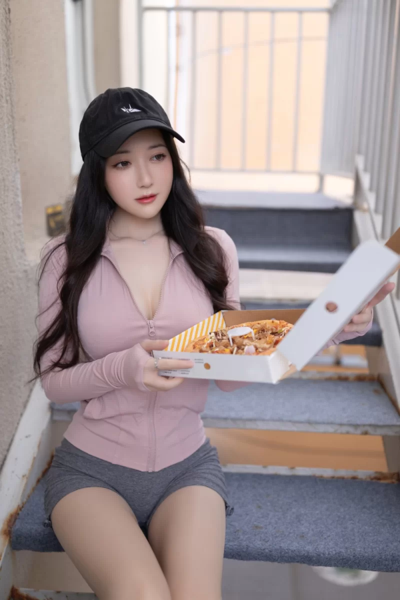 国产模特 鱼子酱Fish – NO.229 披萨pizza【120p+1.24g】