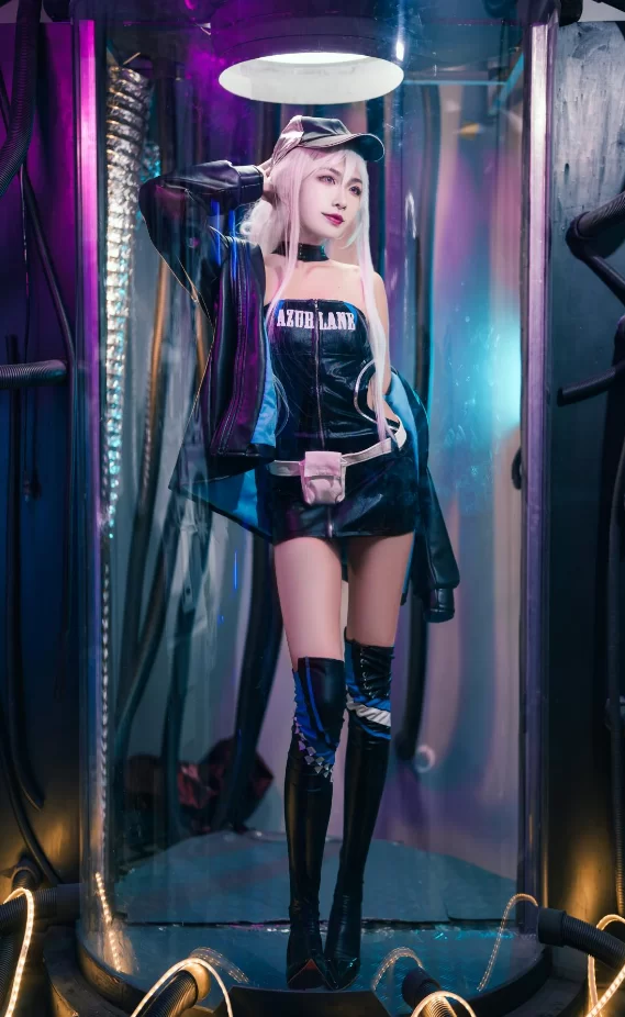 Cosplay 源纱希喵喵喵_碧蓝航线 赛车 [25P]【25P+500m】