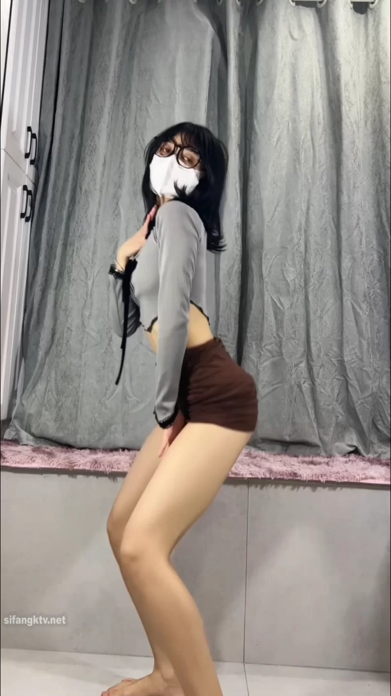 自拍 推特新晋萌妹 哆哆咪（小西西妹妹）合集【31V+1.64G】