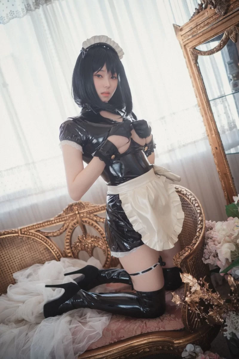 日韩coser DJAWA Photo Bambi (밤비) Femme de Chambre en Latex [67P 675MB]【67P+675M】