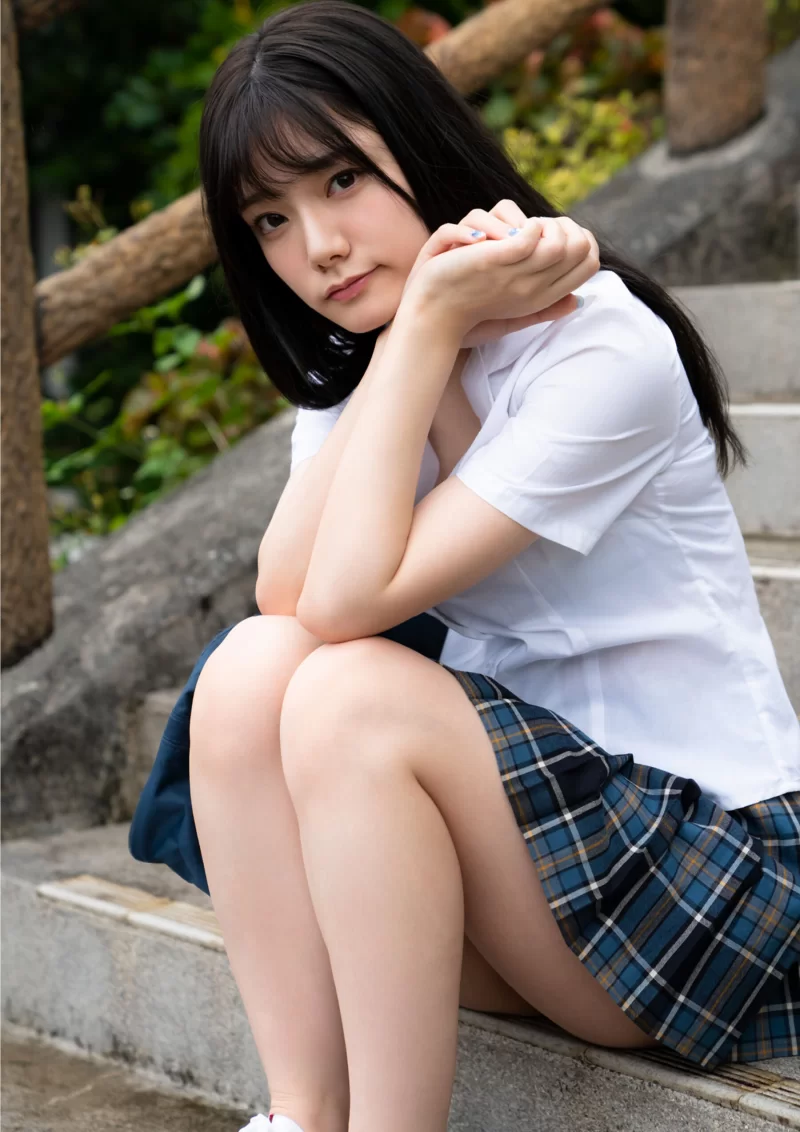 日韩模特 Rena Miyashita (宫下玲奈): 1st写真集『透明少女』増ページ デ【114P+440MB】