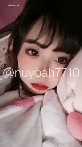 自拍 恋物福利❤ 经典流出 恋鞋 尾随 扫楼 打胶玩同事性感美鞋【NP693V+68G】