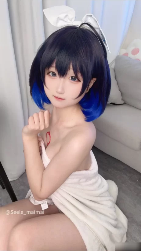 国产coser Seele麦麦 – 全套21期&随包视频【1558P/36V+8.7G】
