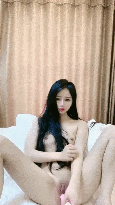 美女御姐 极品尤物网红美女赚钱还网贷贫乳苗条身材无毛肥唇美穴【2+977MB】