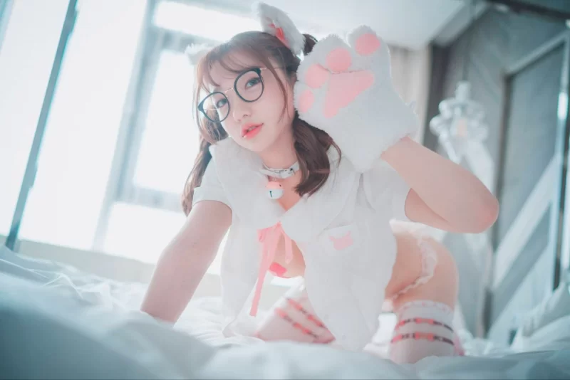 日韩coser DJAWA Photo Son Ye-Eun (손예은) Cute Pink [50P 400MB]【50P+400M】