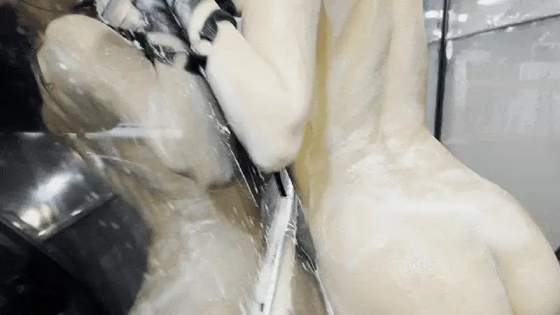 福利姬 阿朱_性感汽修工 [118P+3V]【118P+3V+2.8g】