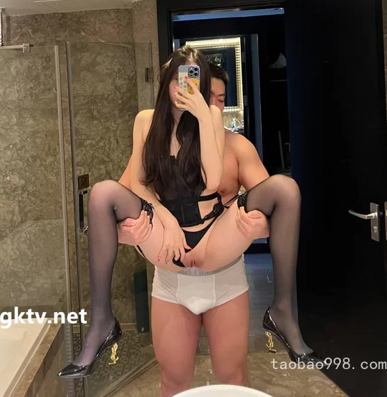 合法萝莉 小熊驾驶员-极品萝莉小母狗 反差萝莉露出SM调教多P合集【NVNP+3G】