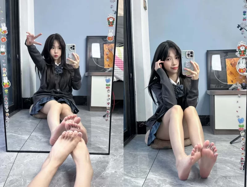 腿控足控 [咔咔-芭蕾小丫]足拍视图合集【186P+25V+1.75G】