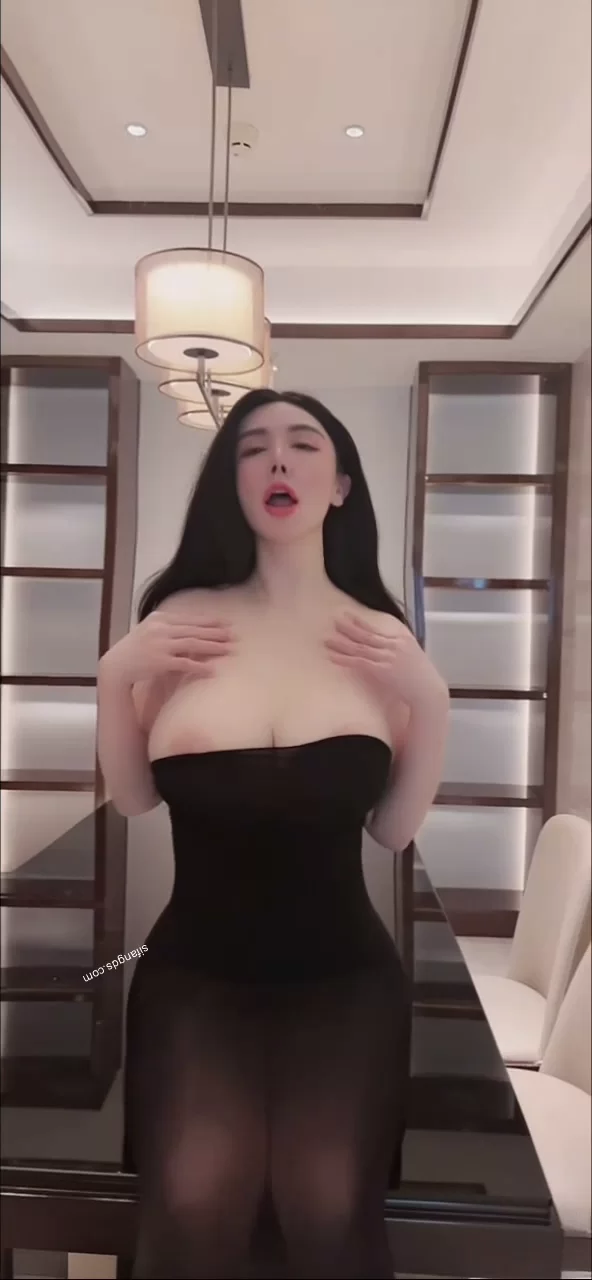 熟女少妇 极品颜值美乳女神『潘娇娇』花板级性感尤物 穷人肏不到【11V+1.63G】