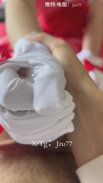 美腿/足控 魔法少女cos白丝手套白丝雪糕足交榨精❤️【1v+366mb】