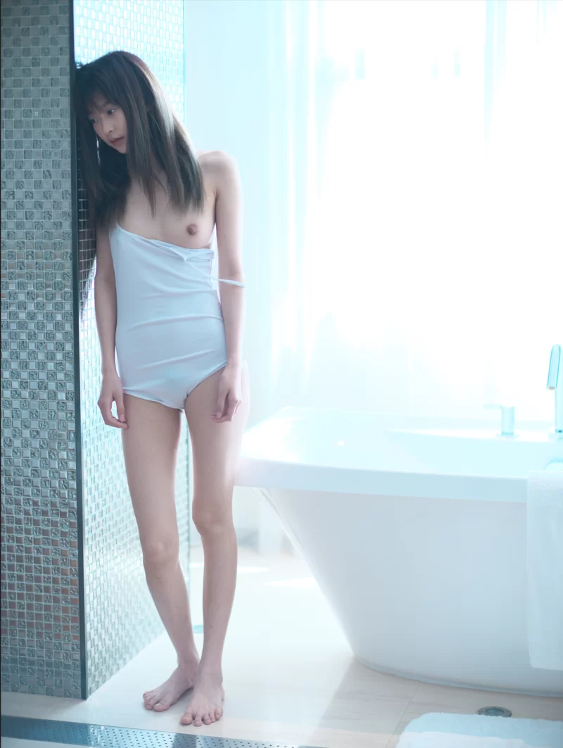 国产模特 希威社 华莎 8K原版无水印大尺度私拍【608p+21g】