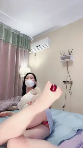 国产主播 模特身材，长腿御姐[心儿老师]搔首弄姿，道具自慰【38v+40G】