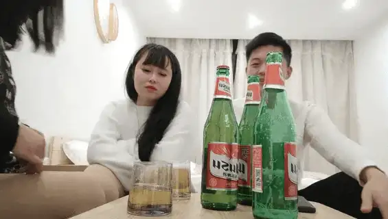 绿帽&换妻 换妻淫乱盛宴,开放式婚姻 绿帽换妻探花,传媒系列【220V+139G】
