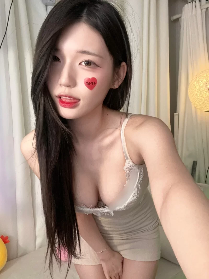 高颜值美女 韩国BJ golaniyule0麋鹿粉丝打赏自拍【818p+2.87G】