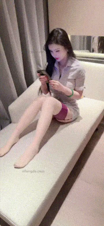 美女御姐 超极品尤物，果哥御用女模[颜瑜yuki]最新付费作品，露【2+1864MB】