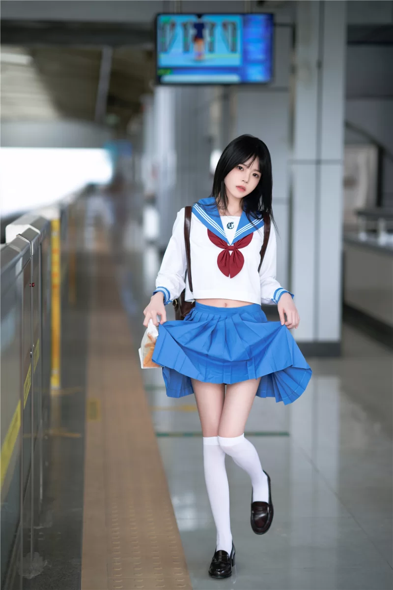 唯美写真 桜桃喵 - 地铁JK[33P-301M][百度云]【33p+301m】