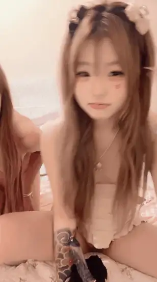 合法萝莉 两个涉世未深的妹妹，在没有男主的情况下互相带上道具【1v+1.5g】