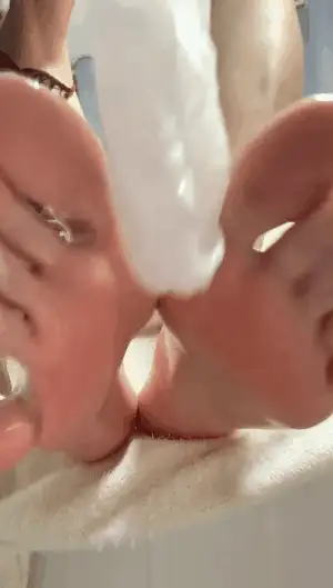 美腿/足控 首发[性感小苏] 高价露点视频 [玉足控必看] 会员定制合集【127P+43V+1.1G】