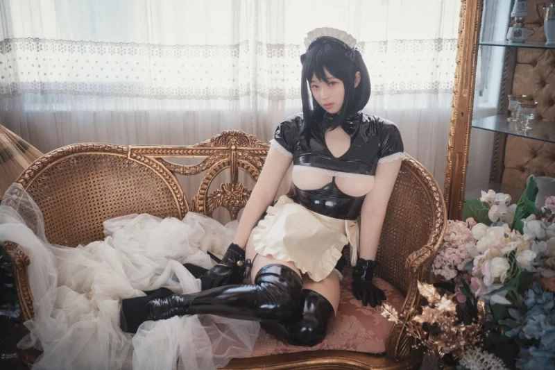 日韩coser DJAWA Photo Bambi (밤비) Femme de Chambre en Latex [67P 675MB]【67P+675M】