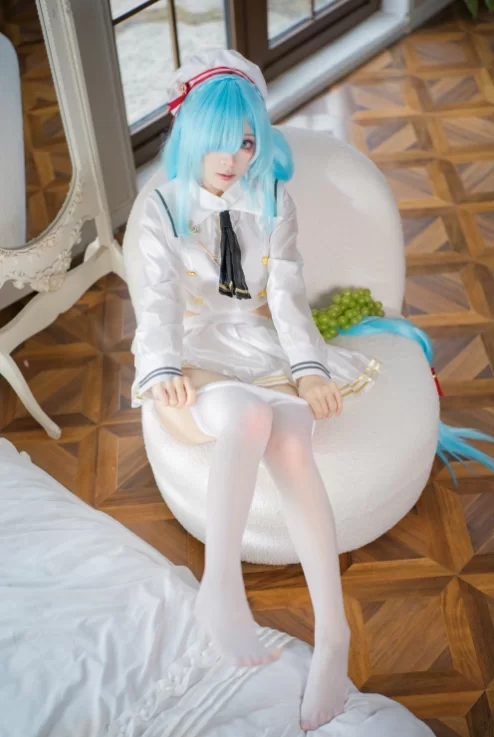 国产coser 矢量鱼 - 雅努斯水手服 碧蓝航线 38P-369M【38P+369M】