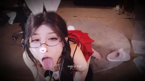 ASMR ASMR  张爱玲  R_E_STUDIO   瑟气兔女郎跪舔大萝卜【1v+807m】