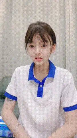 3p&多p [像郑爽一样的甜妹子]终于搞双飞群P，三女三男，18岁【1v+965M】