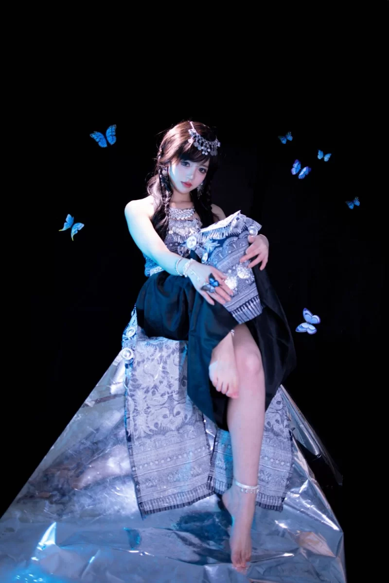 国产coser 星黛鹿鹿 苗疆蓝蝶 [52P-708MB]【52P+708M】