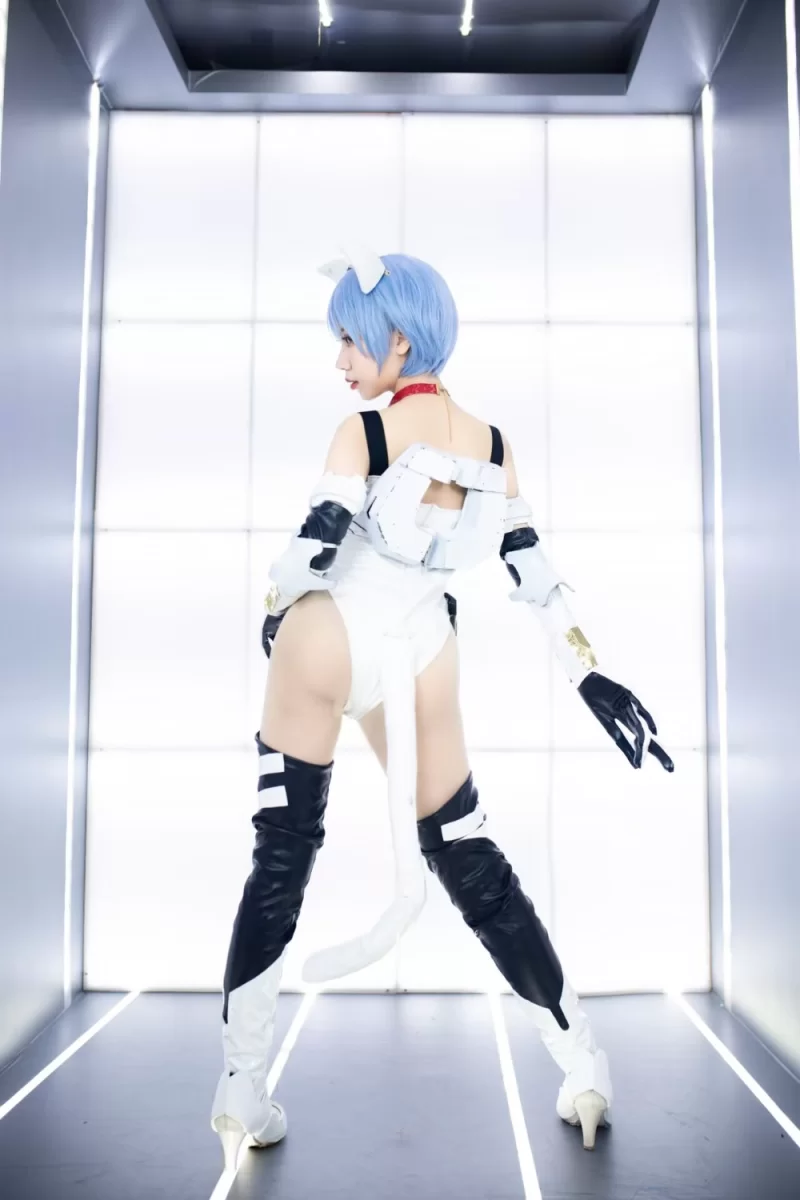 国产coser 果咩酱w  绫波丽 [18P-290MB]【18P+290M】