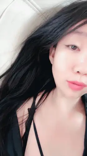 国产主播 模特身材，长腿御姐[心儿老师]搔首弄姿，道具自慰【38v+40G】